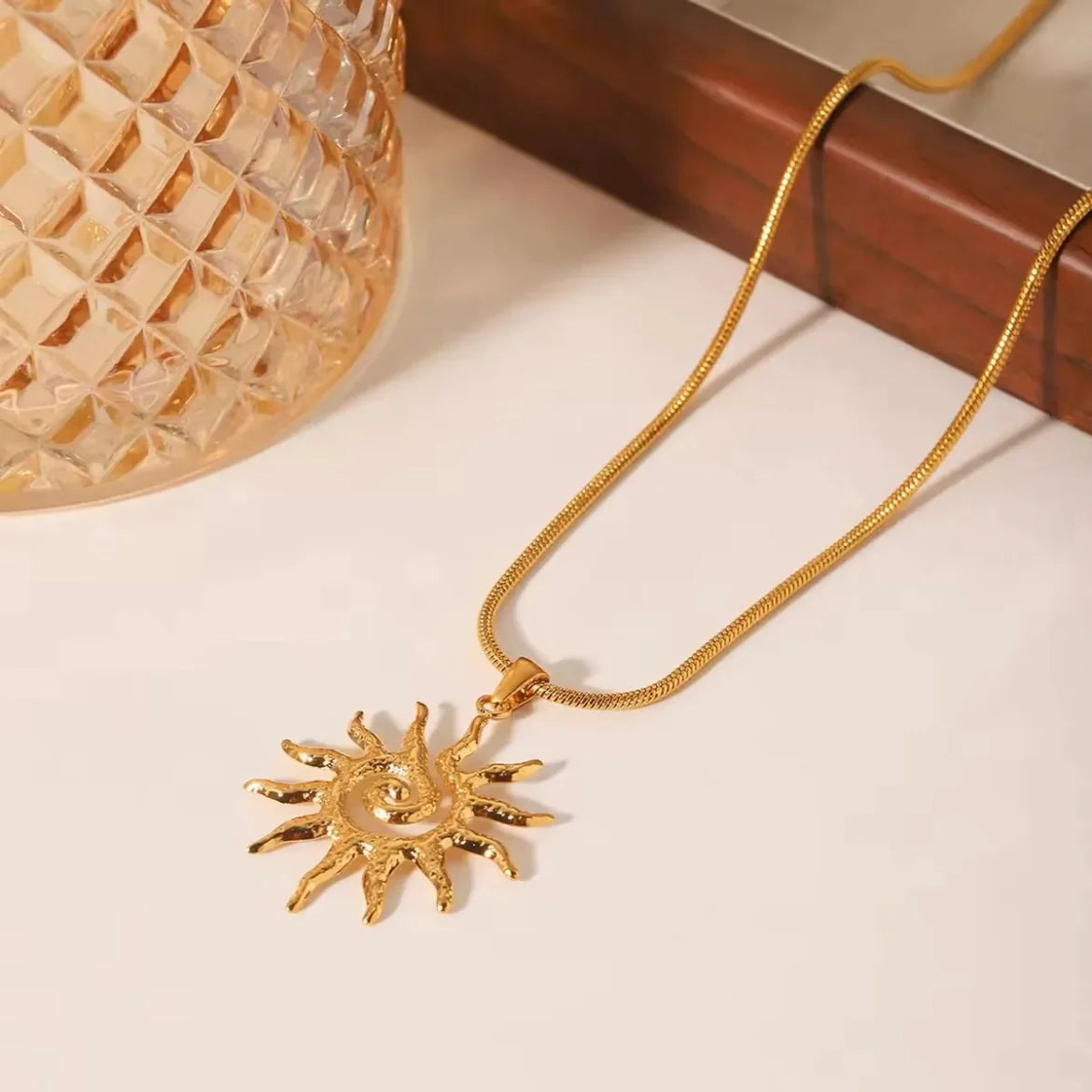 Sun kissed necklace