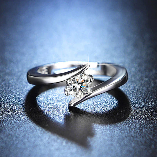 Contemporary Solitaire Adjustable Finger Ring