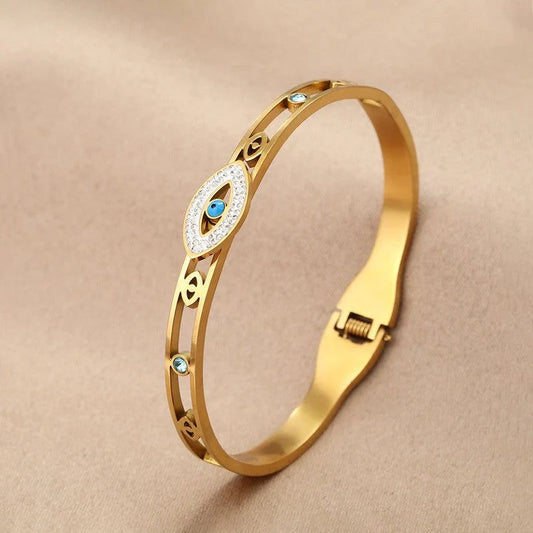 Studded Evil eye bracelet