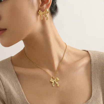 Minimal bow earring & necklace combo
