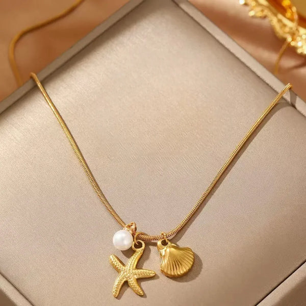 Beach please! Necklace