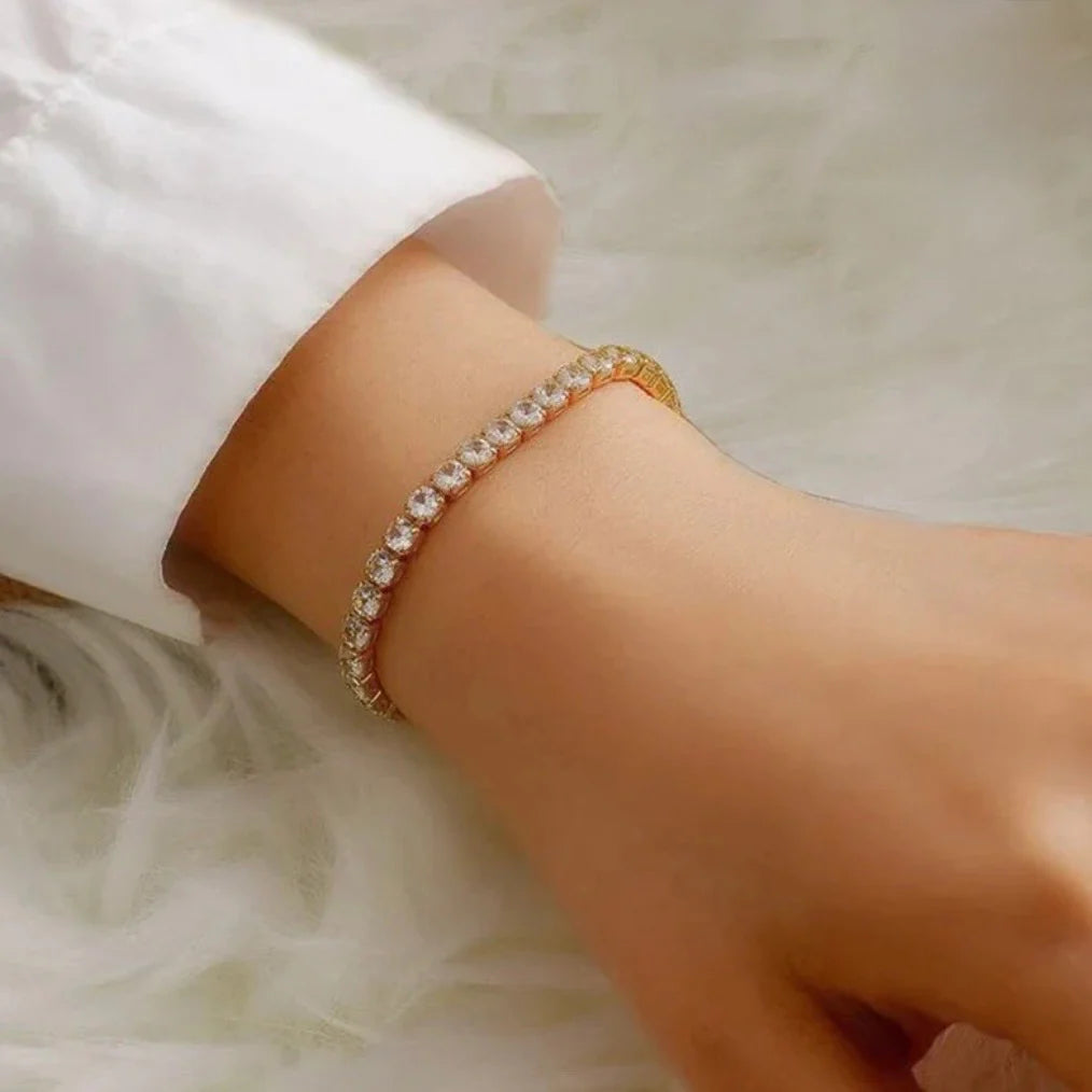 Golden adjustable tennis bracelet